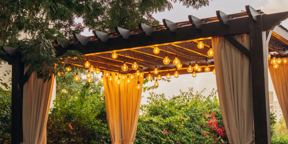 Beleuchtung für Pergola: Ideen mit Leuchten für den Außenbereich