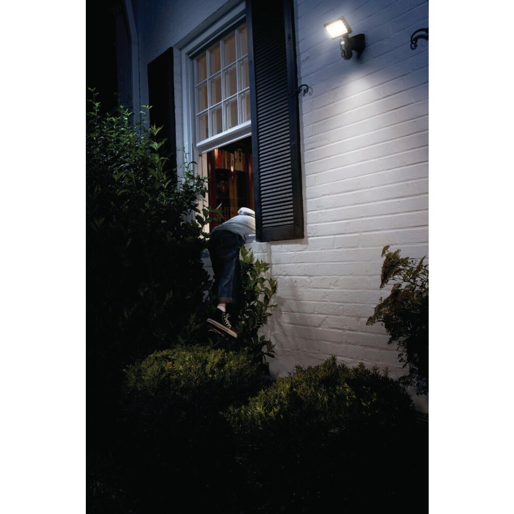 LEDVANCE Smart+ Gartenstrahler Grau, 1-flammig, Bewegungsmelder main product photo